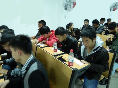 学生会是干嘛的（学生会主要是做什么的）