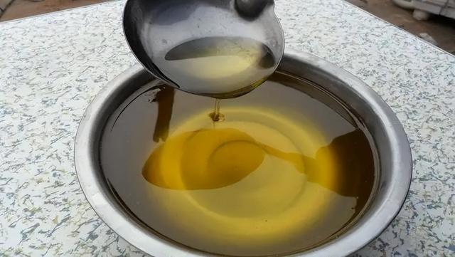 过期的油还能吃吗（过期了的食用油还能吃吗）