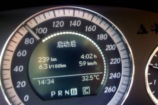 100块钱油能跑多少公里（一百块的油跑多远）