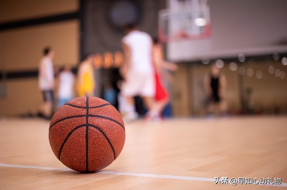 13岁男孩生日送什么礼物（青春期男孩生日送什么礼物）