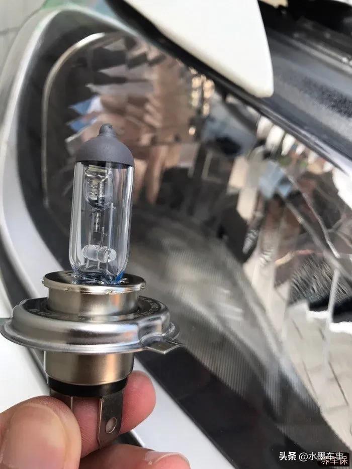 汽车卤素灯可以改led灯吗（原车卤素灯要不要换成led灯）