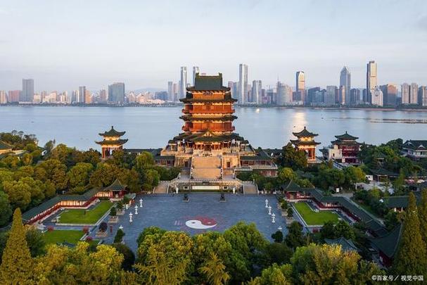江西南昌旅游攻略（江西南昌旅游攻略必去景点）
