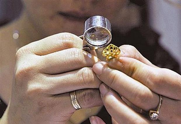 如何辨别黄金（在家如何辨别黄金真假）