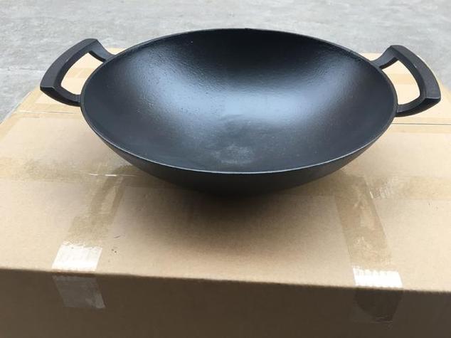 生铁锅好还是熟铁锅好（炒菜的锅是生铁锅好还是熟铁锅好）