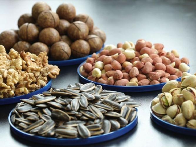 坚果类食物有哪些呢（坚果包括哪些）