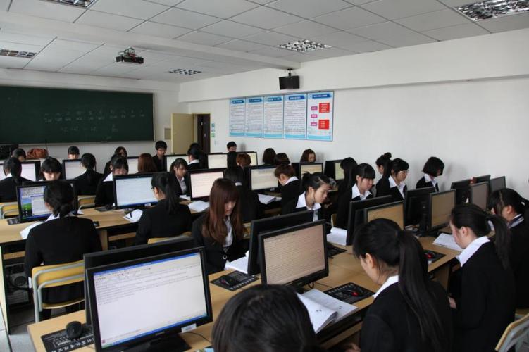 现代文秘专业学什么（现代文秘专业学什么及就业）
