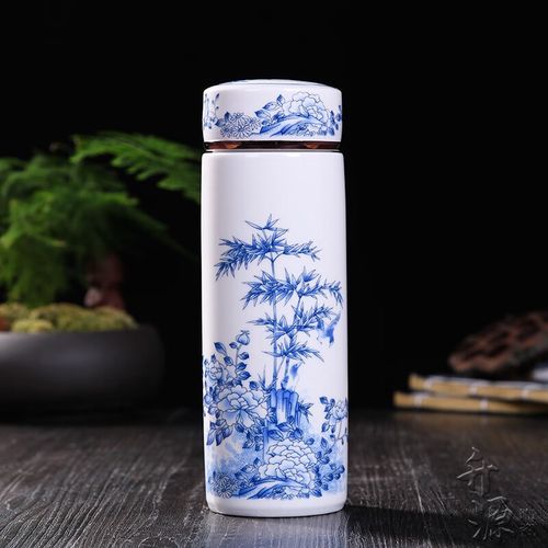 保温杯泡茶好不好（用保温杯泡茶好吗）