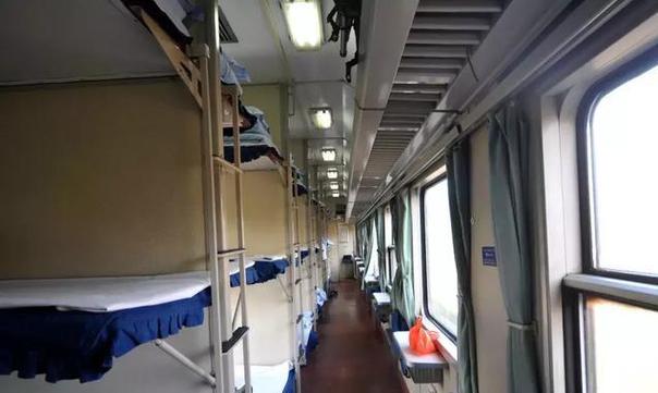 卧铺票怎么选上下铺（订火车卧铺票怎么选上下铺）
