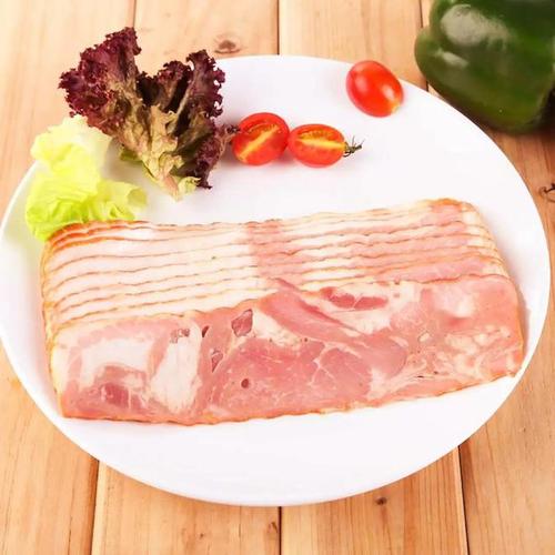 培根是什么肉做的（牛肉培根是什么肉做的）