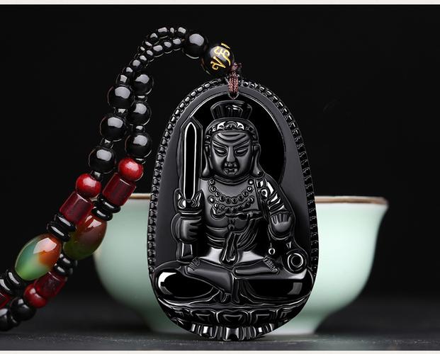 属狗的守护神是什么菩萨（属狗的本命佛是哪尊菩萨）