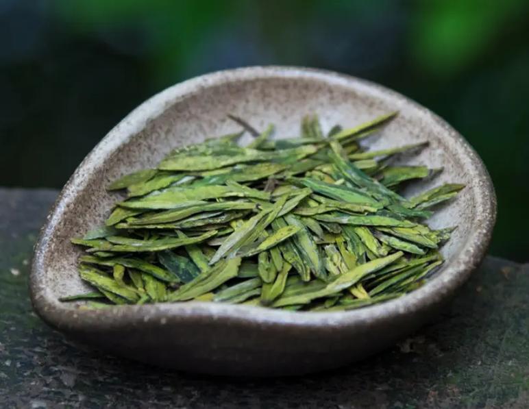 龙井茶属于什么茶（龙井茶是什么茶）