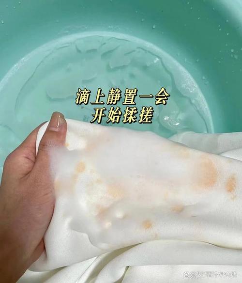 裤子上油渍怎么去除（裤子上的油渍怎么去除小妙招）